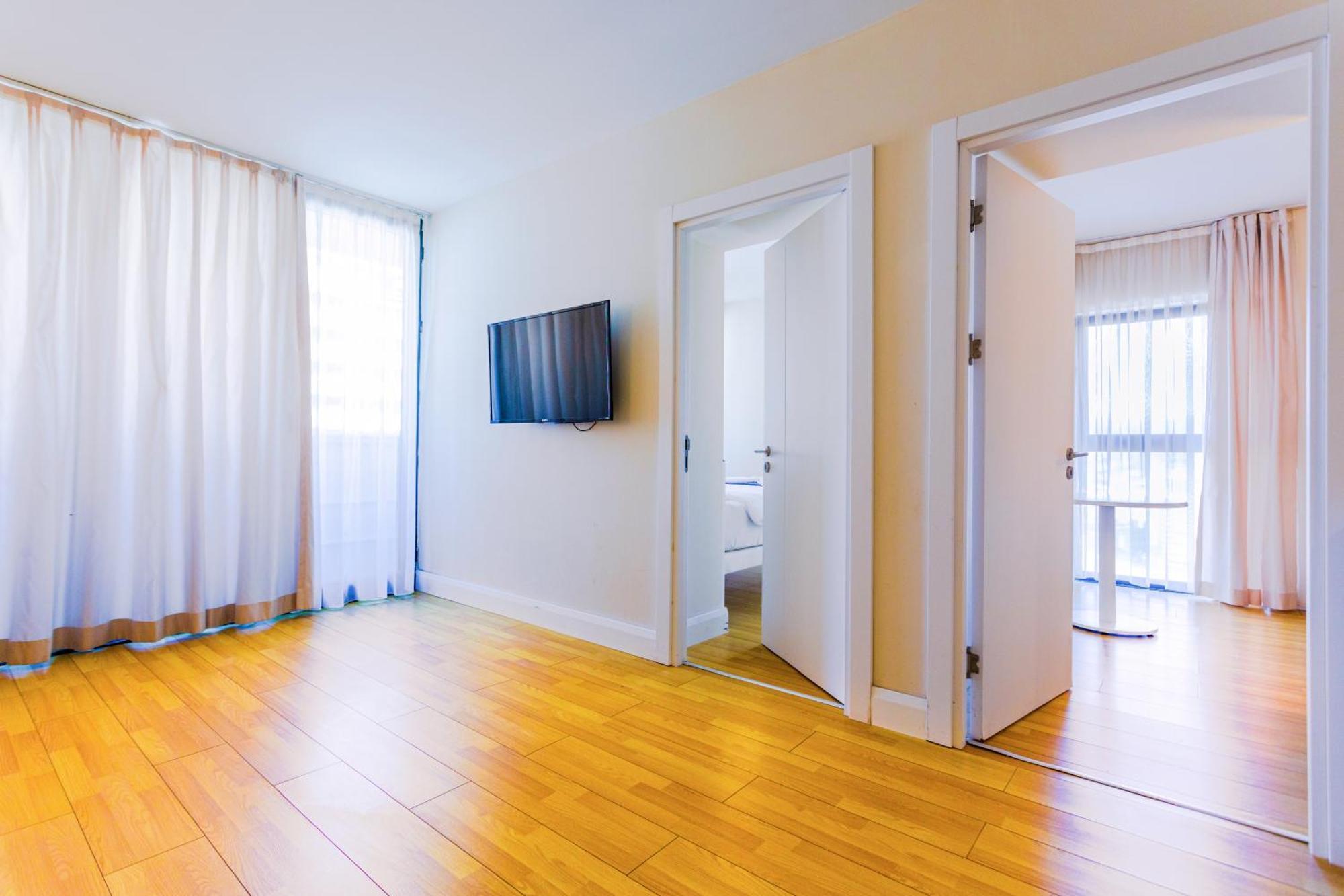 Best Location Apartments In Batumi Exterior foto
